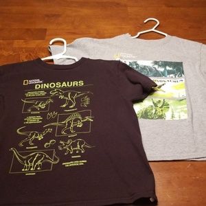 ⭐Reserved⭐2 boys National Geo t-shirts size 7